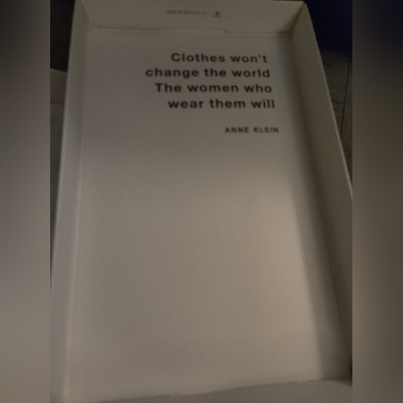 New Anne Klein Platinum Glittery Heels - Picture 9 of 14